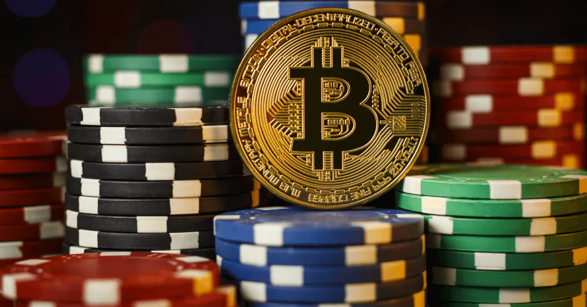 Image de bitcoin et Jetons de casino